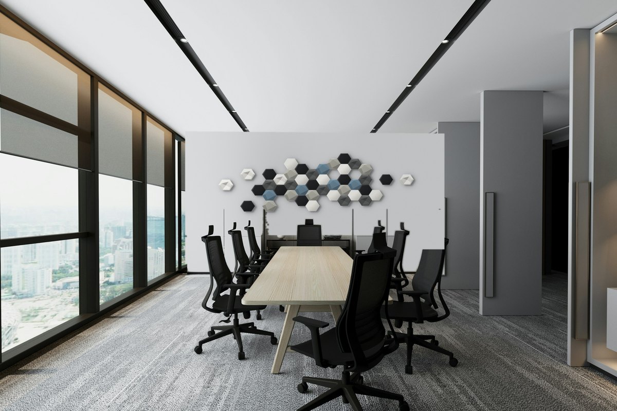 Besprechungsraum mit Hexagon-Wandpaneelen