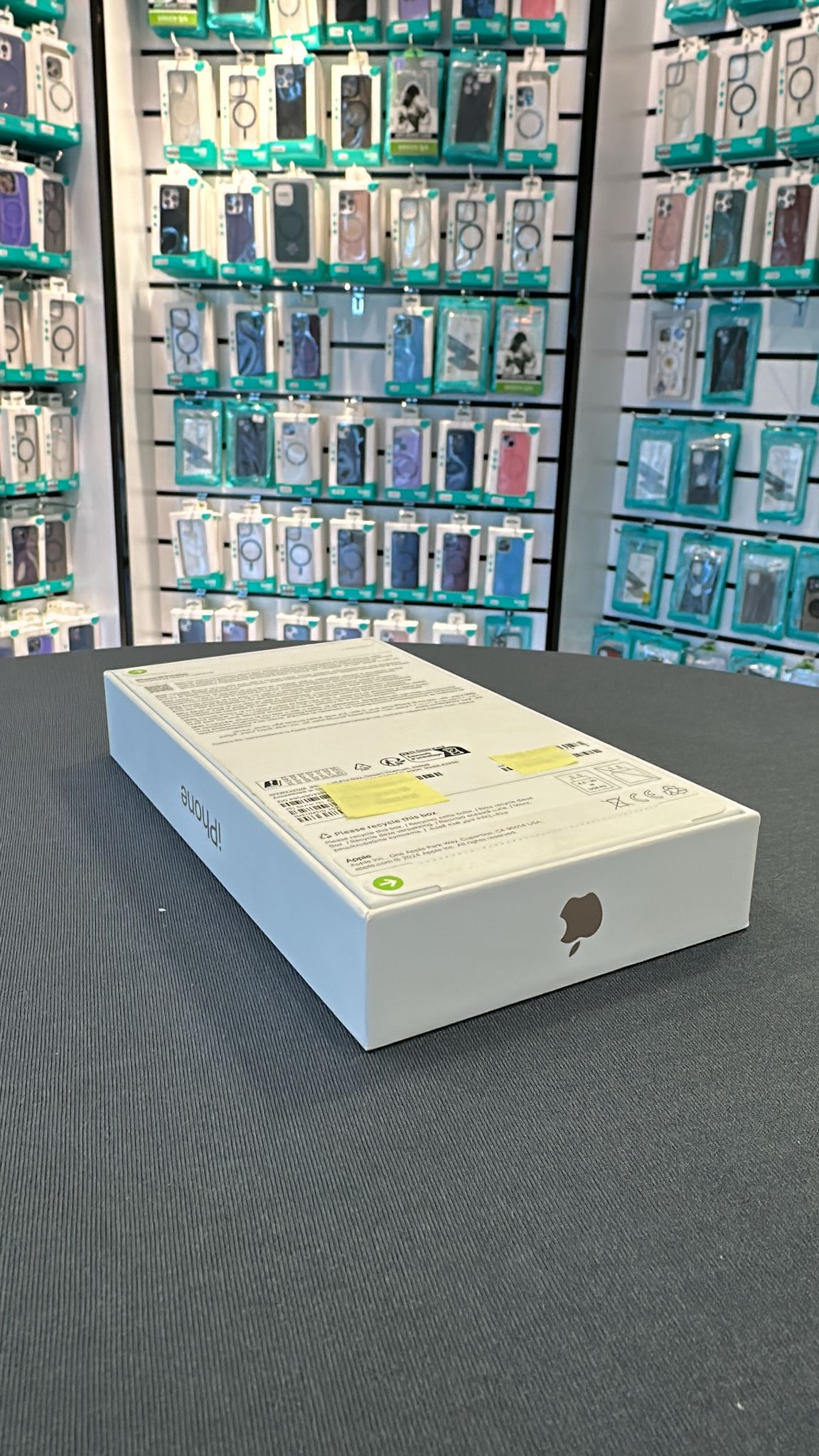 Apple iPhone 16 Pro Max | Dessert Titanium | 256GB | NEU, versiegelt