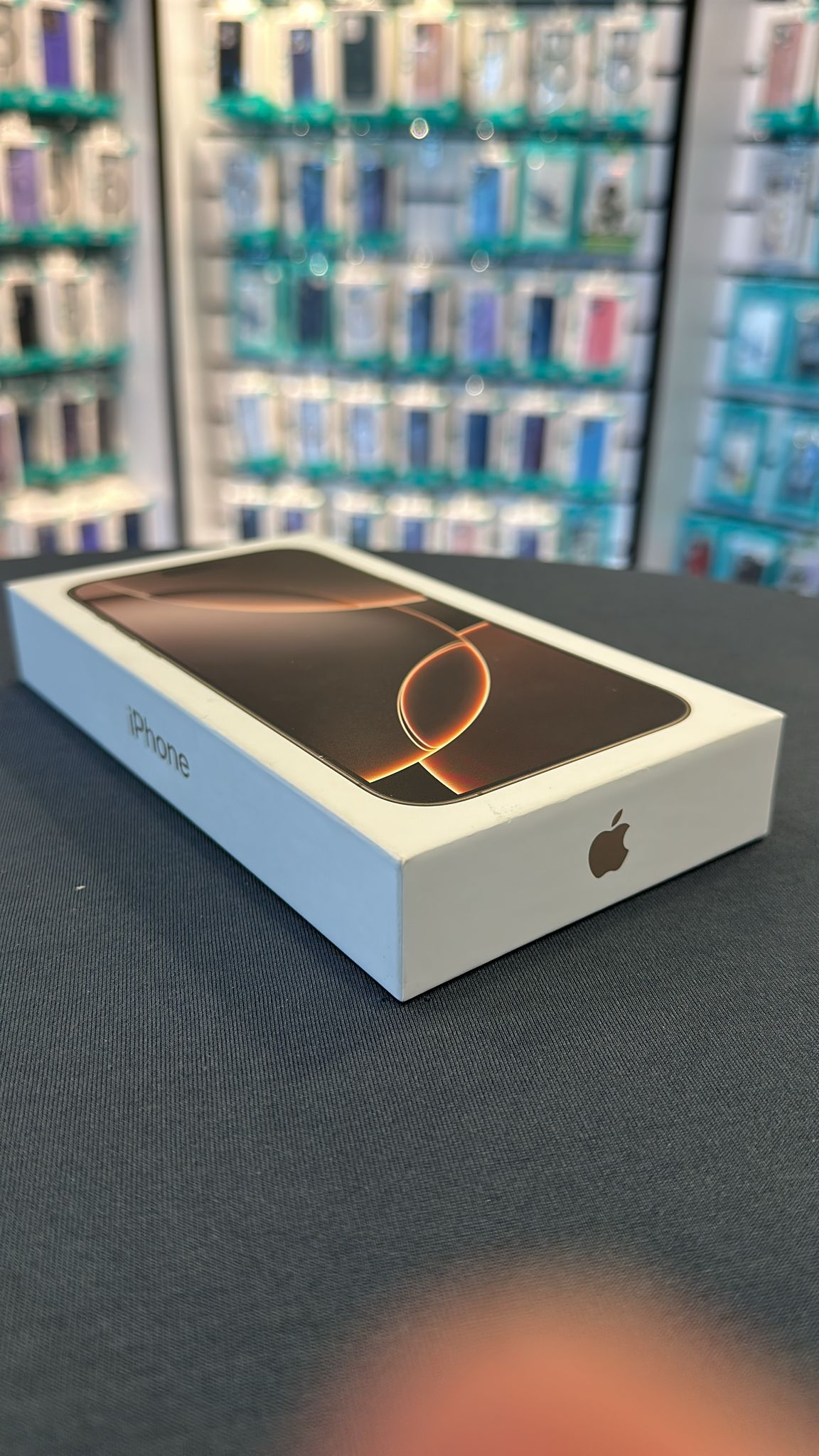 Apple iPhone 16 Pro Max | Dessert Titanium | 256GB | NEU, versiegelt