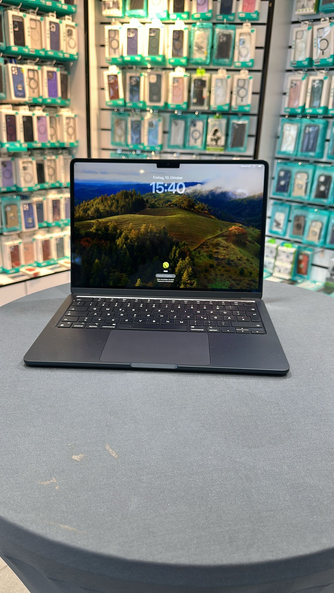 Apple MacBook Air 13.6" 2022 | M2 | 16GB | 256GB | Apple Garantie | TOP-Zustand